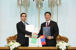 Монгол, Туркменистаны харилцаа, хамтын ажиллагааг хөгжүүлэх 14 баримт бичигт гарын үсэг зурлаа