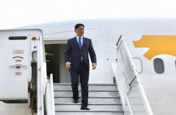 Монгол Улсын Ерөнхийлөгч У.Хүрэлсүх Бүгд Найрамдах Энэтхэг Улсад төрийн айлчлал  хийхээр хүрэлцэн ирлээ