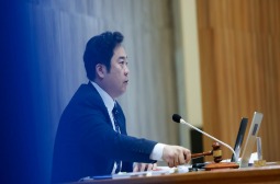 ЭРЧИМ ХҮЧНИЙ САЛБАРТ АНХ УДАА ТӨР, ХУВИЙН ХЭВШЛИЙН ТҮНШЛЭЛЭЭР ДЦС-V МЕГА ТӨСЛИЙГ ХЭРЭГЖҮҮЛЭХ ТҮҮХЭН ШИЙДВЭРИЙГ НИТХ БАТАЛЛАА