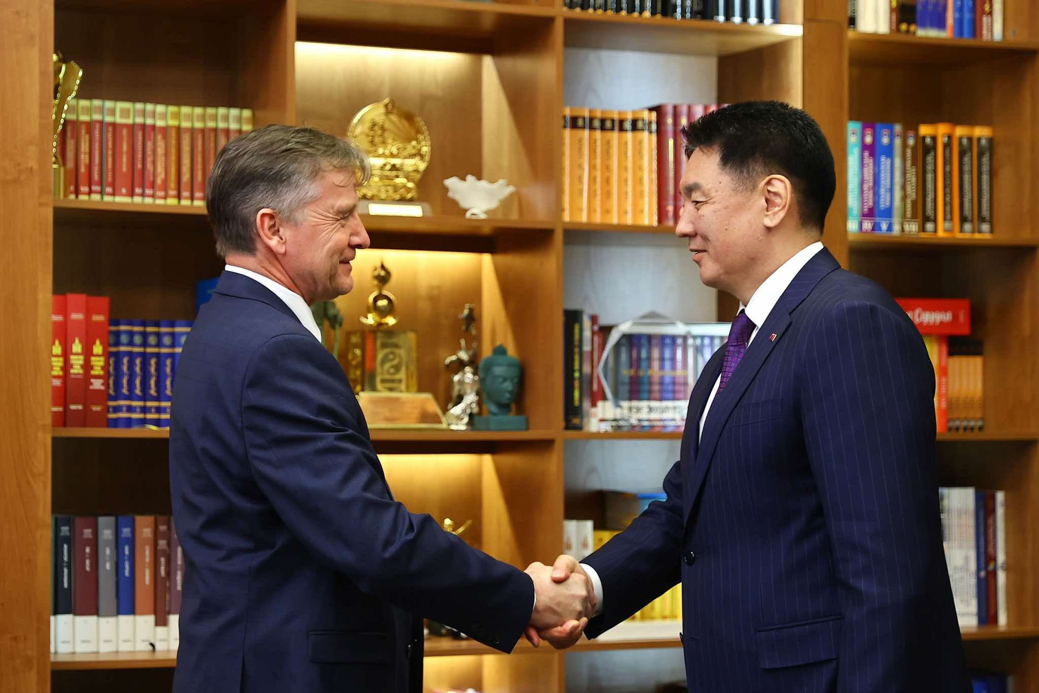 Монгол Улсын Ерөнхийлөгч У.Хүрэлсүх НҮБ-ын Суурин зохицуулагчийг хүлээн авч уулзав