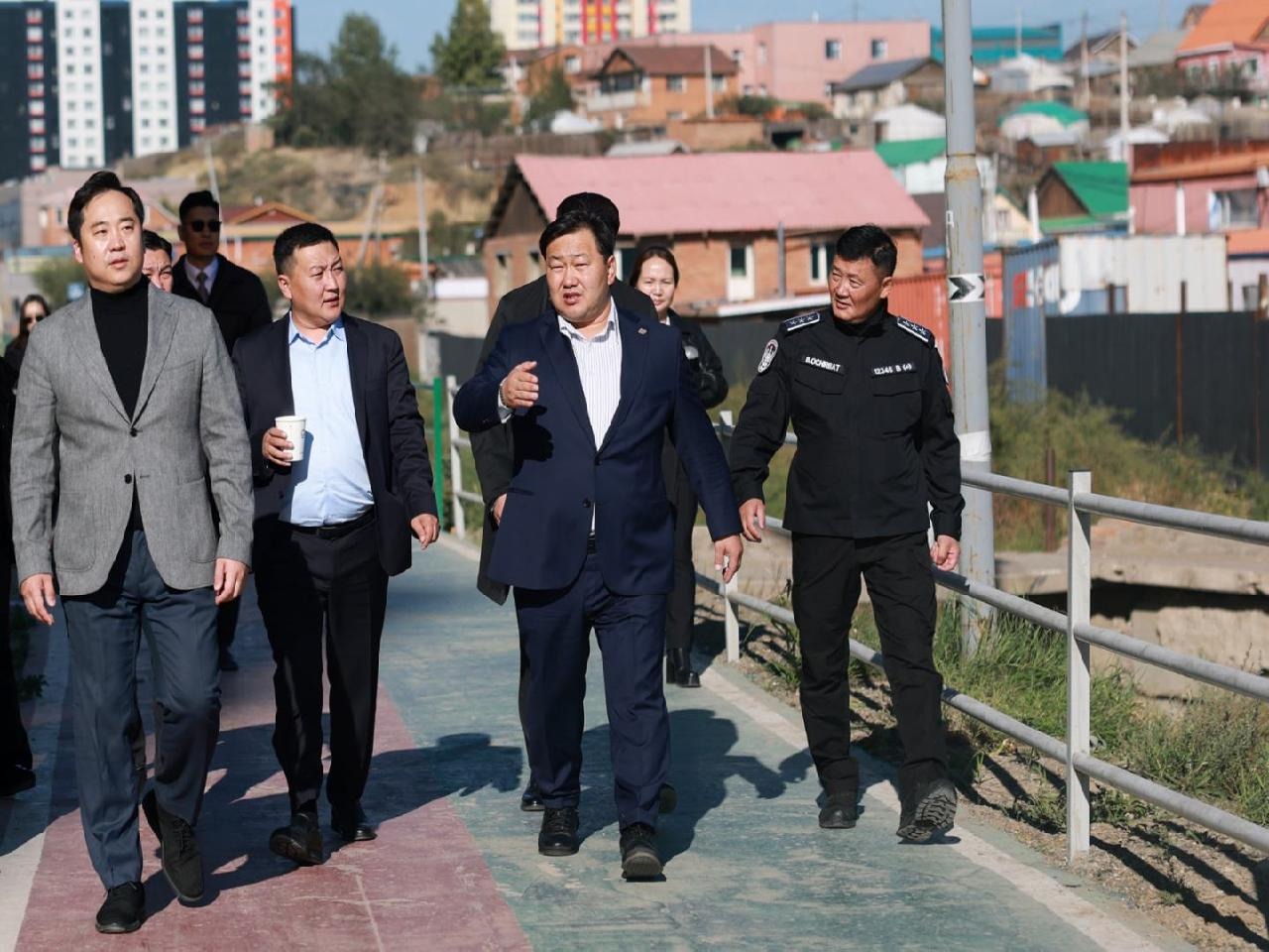 НИТХ-ЫН ТӨЛӨӨЛӨГЧИД 