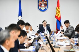 ЗӨВЛӨЛИЙН ХУРЛААР ГЭР ХОРООЛЛЫН ӨРХӨД ЦАХИЛГААН ХАЛААГУУР БОЛОН ХИЙН ТҮЛШЭЭР АЖИЛЛАДАГ ТӨХӨӨРӨМЖ СУУРИЛУУЛАХ ТАЛААР ХЭЛЭЛЦЛЭЭ
