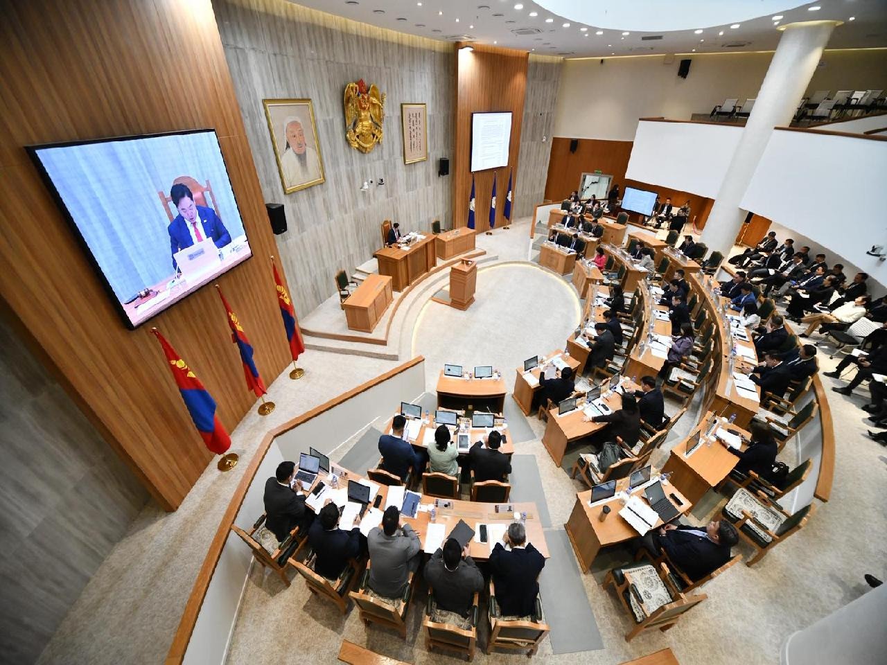 НИЙСЛЭЛИЙН 2025 ОНЫ ТӨСВИЙН НЭМЭЛТ ӨӨРЧЛӨЛТ НЬ 24 МЕГА ТӨСЛИЙГ ДЭМЖИХЭД ЧИГЛЭНЭ