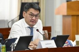 Ө.Шижир: Оюутнууд ажил хийхдээ НДШ төлдөггүй байх хуулийн зохицуулалт оруулж ирж байна