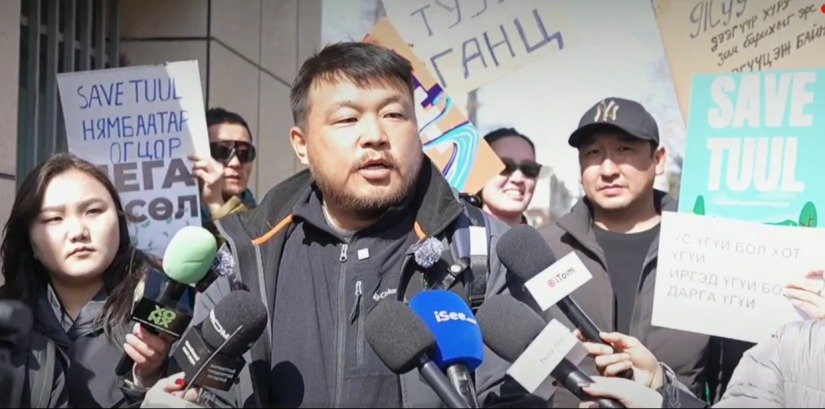 “Хатан Туулаа хамгаалъя” иргэдийн хөдөлгөөн Хотын дарга Х.Нямбаатарыг огцруулах шаардлага хүргүүллээ