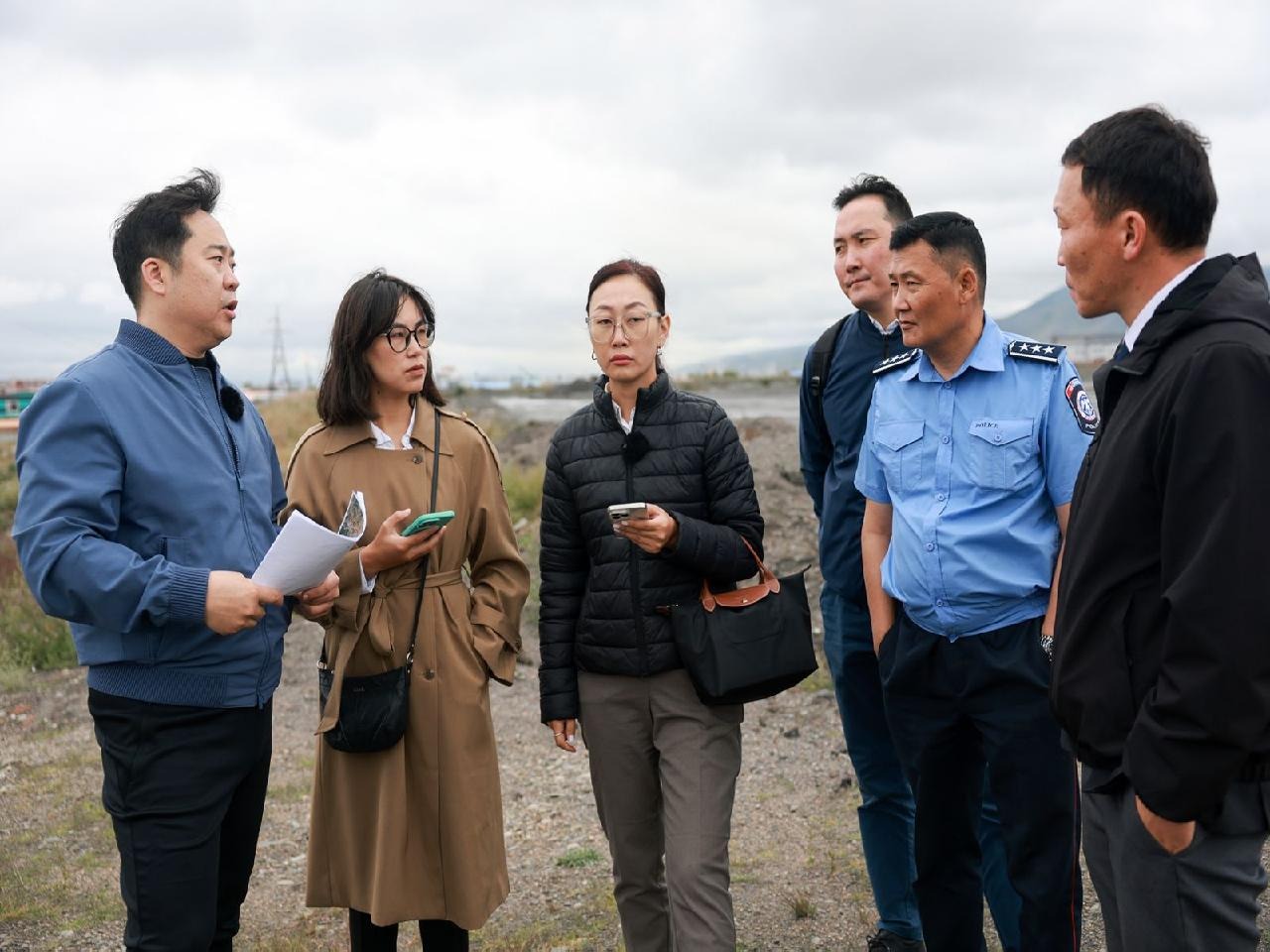 ТҮГЖРЭЛИЙГ БУУРУУЛАХ ШИНЭ ЗАМЫН ТРАССУУДЫН БАЙРШИЛ ДЭЭР АЖИЛЛАЛАА