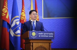 У.Хүрэлсүх: Шүүгч та өнгөний сүр, мөнгөний сүүдэрт бөхийх ёсгүй