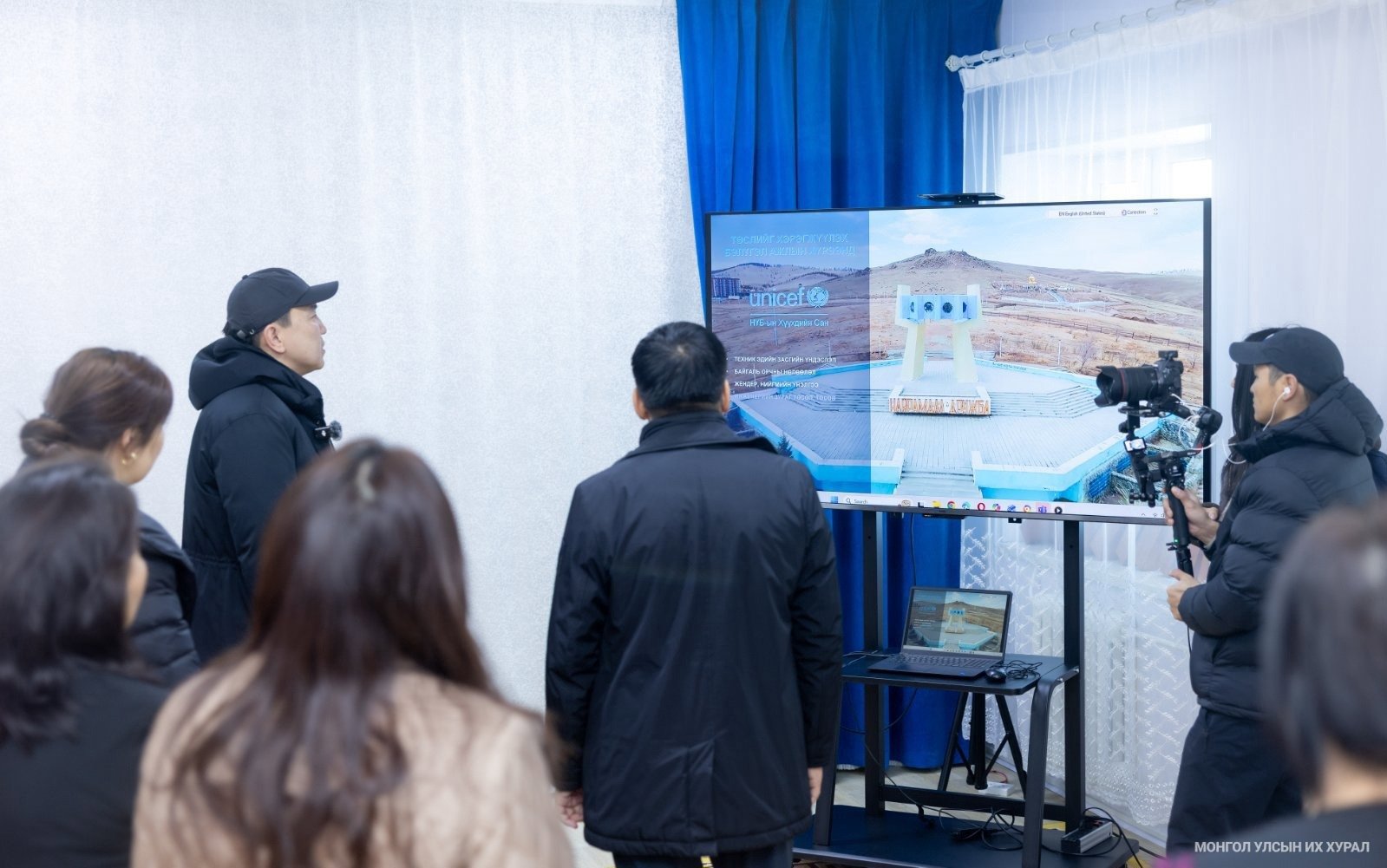 УИХ-ын дарга Н.Учрал тэргүүтэй гишүүд, сайд нар төвийн болон хойд бүсийн 2100 гаруй иргэнтэй уулзлаа