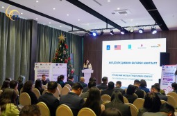 ХИЛ ДЭЭРХ ДАМЖИН ӨНГӨРӨХ АЖИГЛАЛТЫН ТАЙЛАНГИЙН ХУРАЛ БОЛЛОО