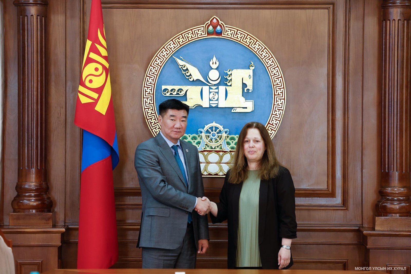 Бүгд Найрамдах Франц Улсаас Монгол Улсад суугаа Онц бөгөөд Бүрэн эрхт Элчин сайд Коринн Пэрератай уулзаж, санал солилцлоо