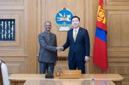 Ерөнхий сайд Н.Учрал: Газрын тос боловсруулах үйлдвэрийг хугацаанд нь ашиглалтад оруулахын төлөө ажиллана