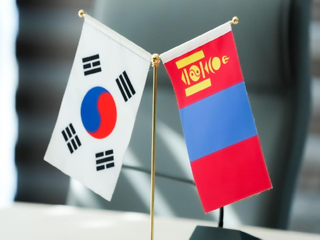 СӨҮЛ ХОТ БОЛОН КЁНСАМБҮГ МУЖИЙН ИТХ-ЫН АЖЛЫН АЛБАНЫХАН ТУРШЛАГА СОЛИЛЦЛОО