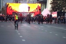 “Night Marathon Ulaanbaatar 2026” олон улсын шөнийн гүйлтэд 9 мянга орчим хүн оролцож байна