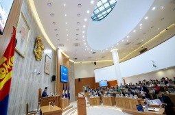 НИТХ-ЫН ЭЭЛЖИТ БУС VII ХУРАЛДААНААР ДАРААХ АСУУДЛЫГ ХЭЛЭЛЦЭЖ БАТАЛЛАА