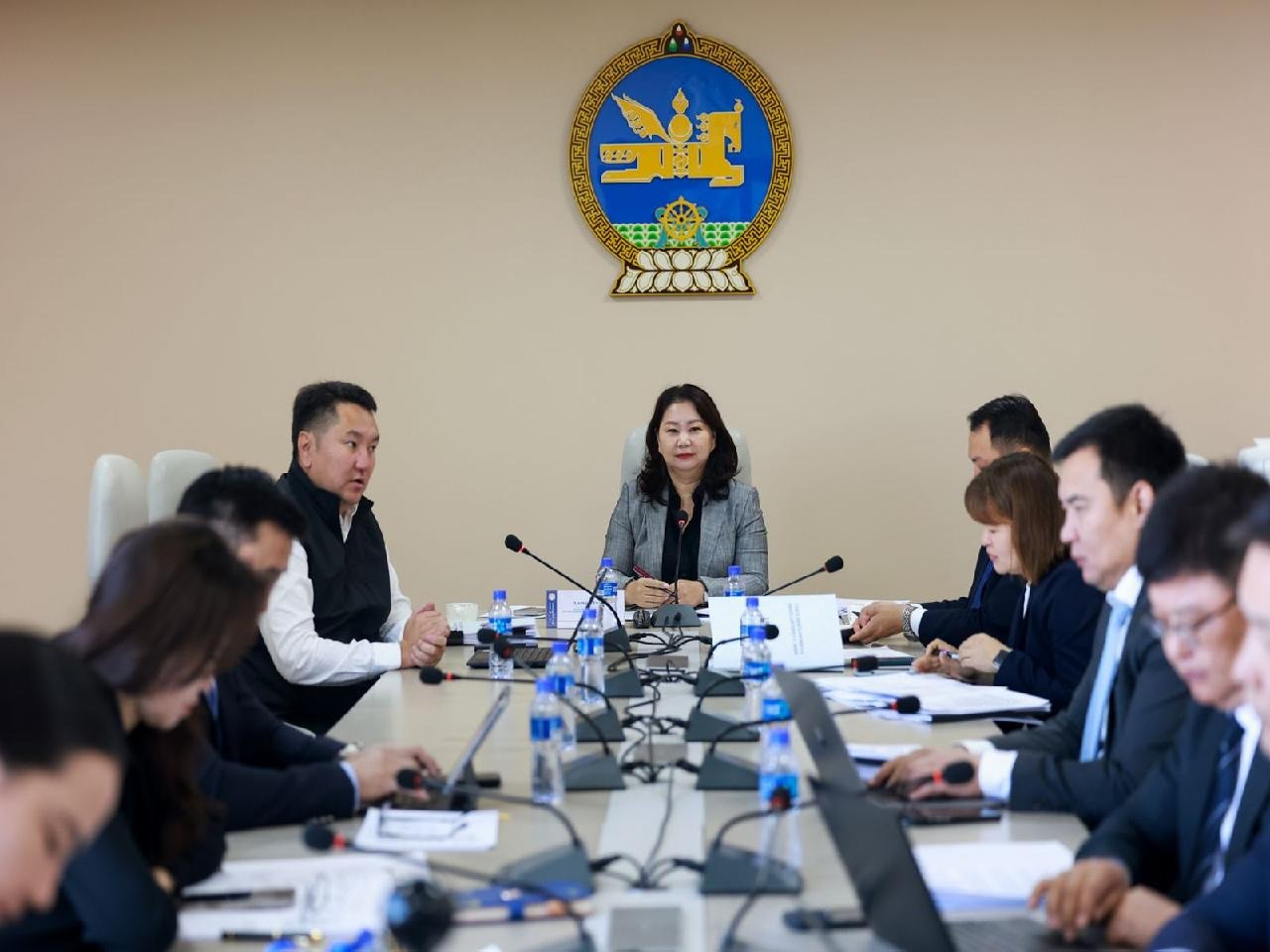 БҮСЧИЛСЭН ХӨГЖЛИЙН ХОРОО ХУРАЛДЛАА