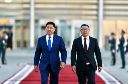 Монгол Улсын Ерөнхийлөгч У.Хүрэлсүхийн Киргиз Улсад хийсэн төрийн айлчлал өндөрлөлөө