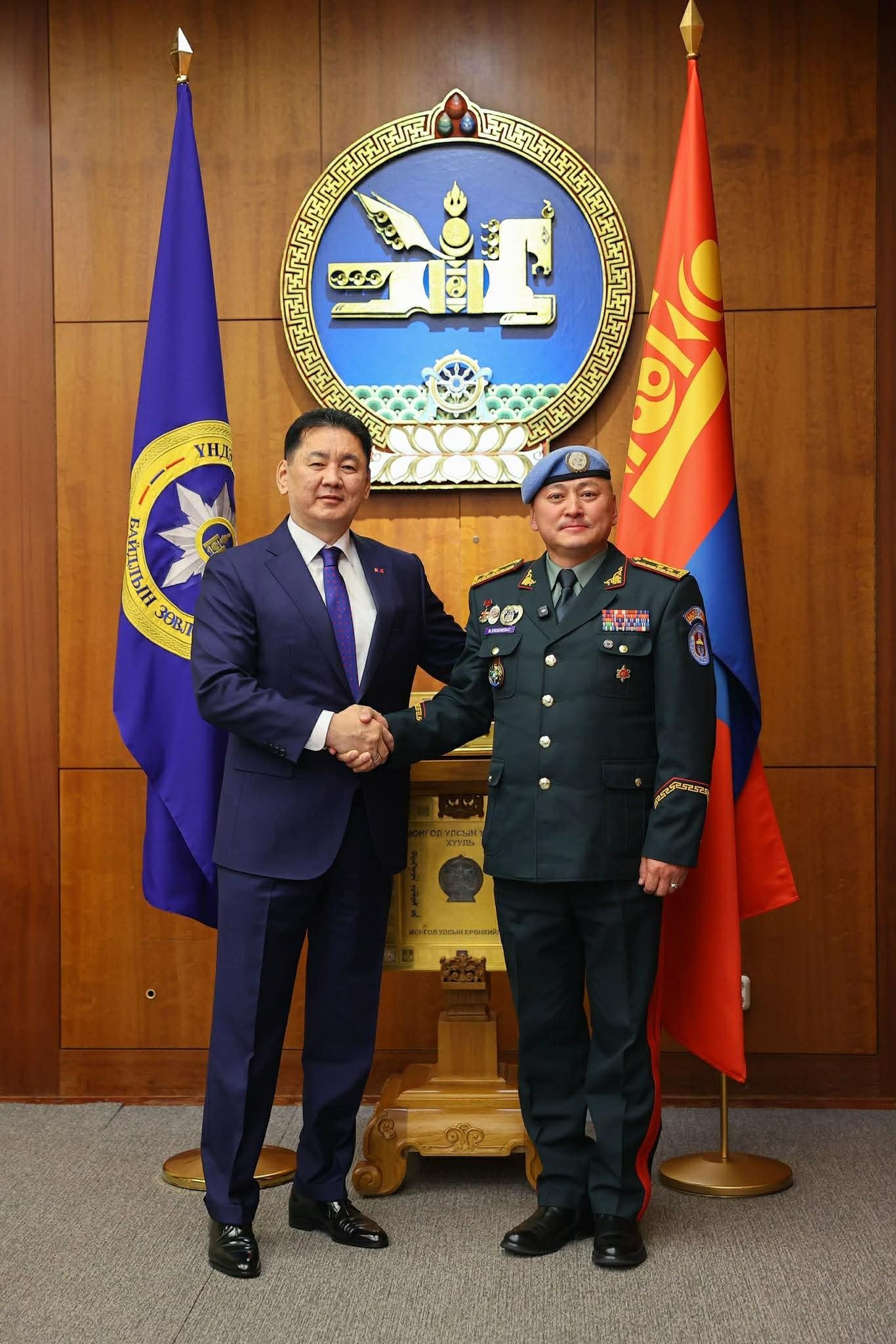 НҮБ-ын Цэргийн хүчний командлагчаар ажилласан анхны монгол генералыг хүлээн авч уулзлаа